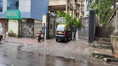 India News | ED Raids Former Maharashtra Home Minister Anil Deshmukh's Premises in Nagpur, Mumbai