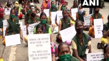 India News | Maharashtra: Sanitation Workers Stage Protest in Pune Demanding Contract Extension, Insurance