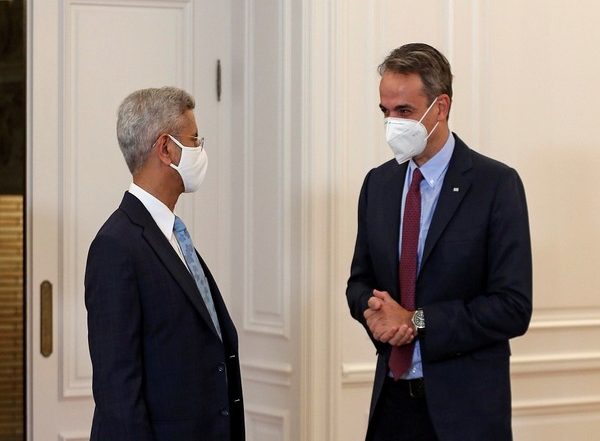 EAM S Jaishankar Meets Greek PM Kyriakos Mitsotakis, Greets Him on Country's 200th Independence Anniversary
