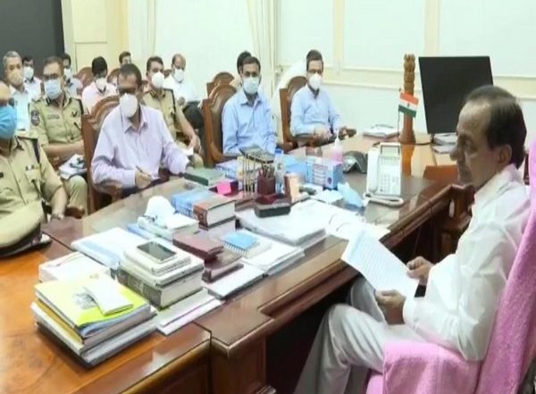 India News | Telangana to Provide Rs 339 Cr to Villages, Rs 148 Cr to Municipalities Development Every Month