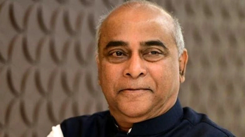 &lsquo;Only COVID-19 Fully Vaccinated Tourists Must Be Allowed in Goa&rsquo;, Says State Tourism Minister Manohar Ajgaonkar