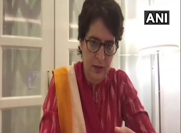 Priyanka Gandhi Urges UP CM Yogi Adityanath to Guarantee Wheat Procurement From Farmers