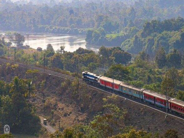 Indian Railways To Complete 126 Projects Worth Rs 1,15,000 Crore on Priority
