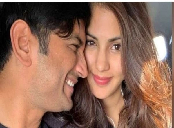 Entertainment News | SSR's Death Anniversary: Rhea Chakraborty Writes a Heartbreaking Note for Her 'guardian Angel'