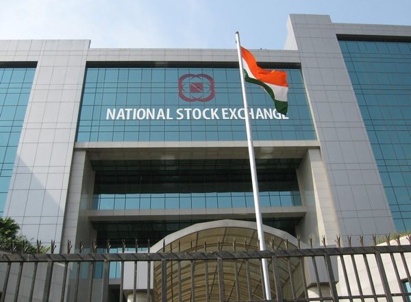 Sensex Up 228 Points, Nifty Scales New High to 15,752