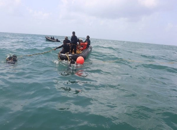 India News | Cyclone Tauktae: Mumbai Police Files FIR Against Owner of Tug Varaprada