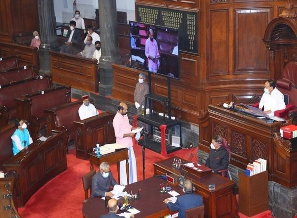 India News | New Rajya Sabha Members Take Oath, Naidu Says Holding Public Office is Constant Responsibility