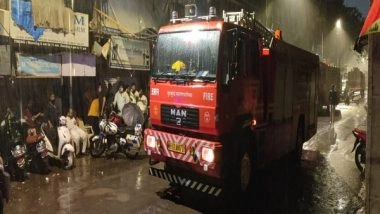 India News | Mumbai: One Killed, 4 Injured as Part of Building Collapses in Bandra