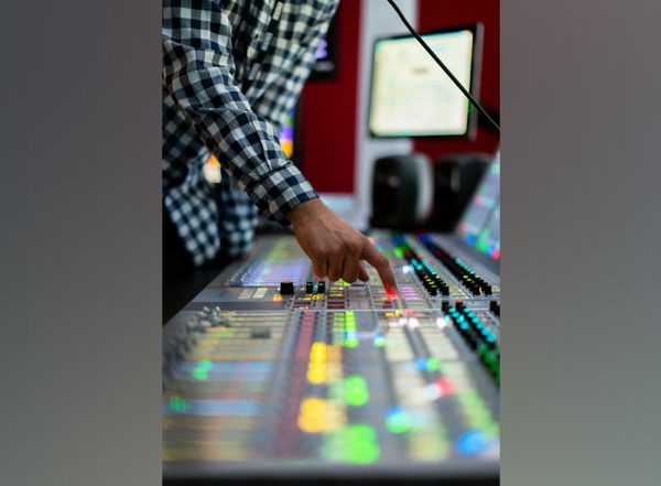 Business News | Sky Wire Broadcast Offers End-to-end, State of the Art Broadcasting Solutions to Optimize Audio-visual Content