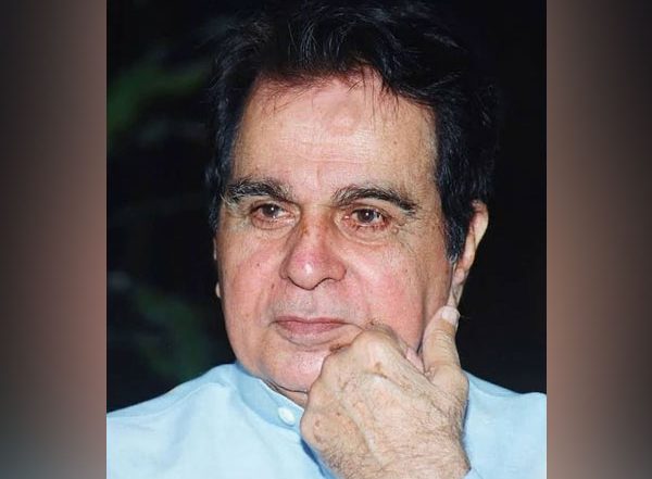 Entertainment News | Dilip Kumar Diagnosed with Bilateral Pleural Effusion, but Condition Stable Now, Says Doctor
