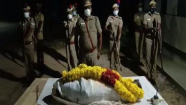 India News | Tanjore Police Sniffer Dog, Who Died After 10 Years Service, Laid to Rest with Full State Honours