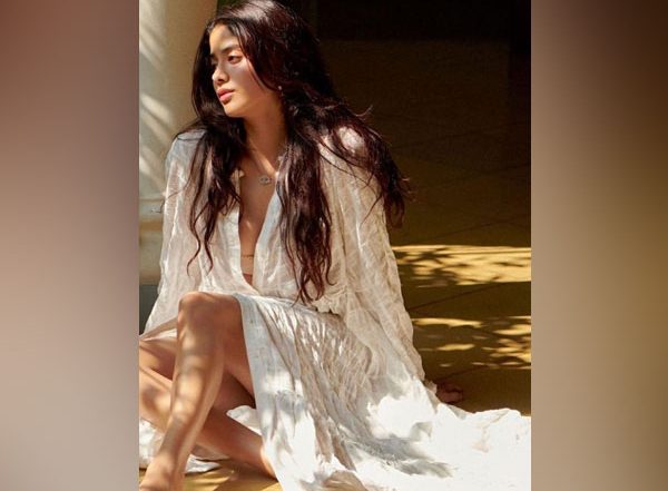 Entertainment News | Janhvi Kapoor Shares Her Saturday Vibe, Looks Elegant in White Dress