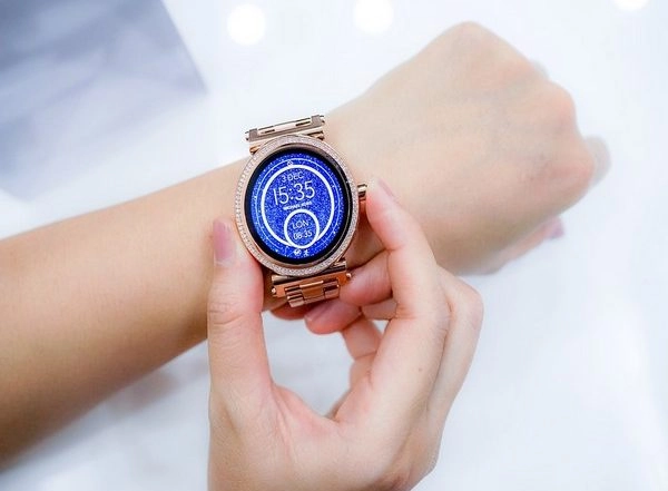 Tech News | Fossil Won't Upgrade Existing Smartwatches to New Wear OS