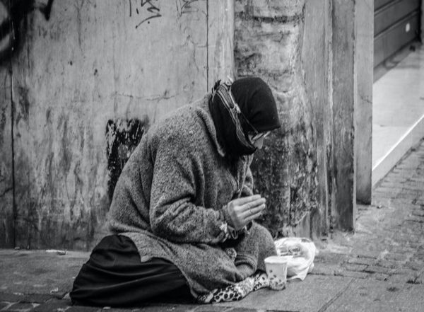 Lifestyle News | COVID-19: Global Survey Highlights Sufferings Due to Loss of Livelihoods, Impact on Women and Adolescents