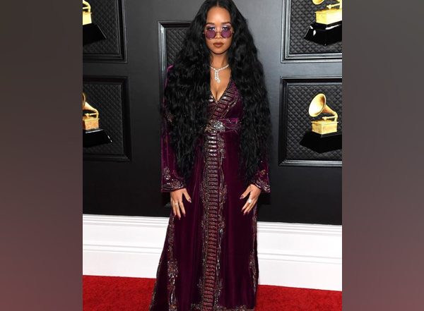 Entertainment News | H.E.R. Joins CMT Music Awards Lineup