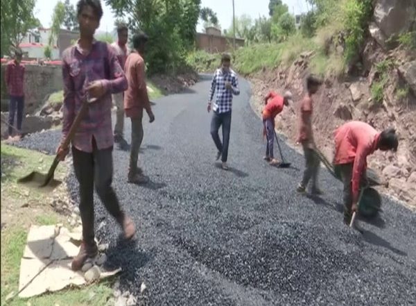 India News | Road Construction in J-K's Rajouri Under PMGSY Scheme to Connect 18 Villages in Far-flung Border Areas