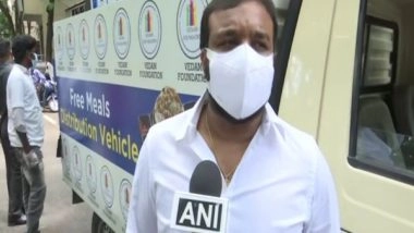 India News | COVID Crisis: Hyderabad NGO Distributes Free Food to Patients, Doctors