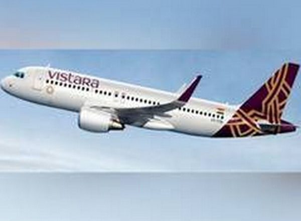 India News | Vistara Operates Flight with Fully Vaccinated Pilots, Cabin Crew