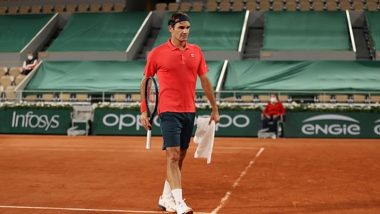 Roger Federer Wins Third Round of French Open 2021 Against Dominik Koepfer Late at Night, Thanks Officials For Not Falling Asleep (Watch Video)