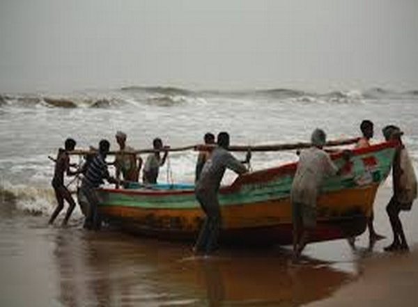 India News | Fishing Activities Along Kerala Coast Banned Till June 17 in View of High Wind Alert