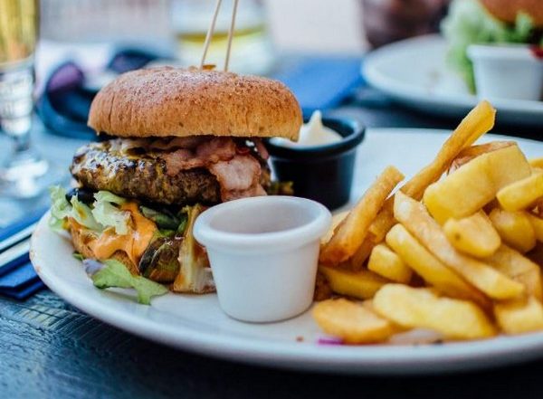 Health News | Higher Risk of Cardiovascular Disease Linked to Eating Starchy Snacks