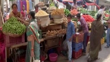 India News | With Lockdown Timings Further Relaxed, Hyderabad Markets Less Crowded