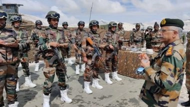 India News | Army Chief Reviews Security Along LoC in Kashmir