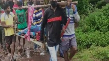 India News | Villagers Carry Pregnant Woman on Cot for 10 Km Due to Lack of Roads in Andhra's Kinneralova Village