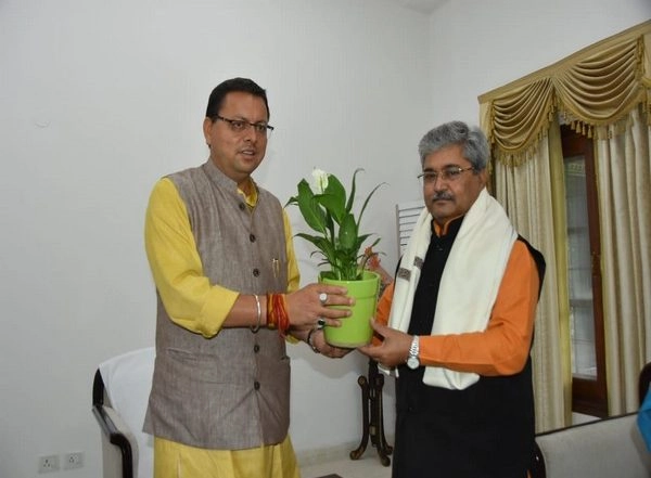 India News | Uttarakhand CM Meets BL Santhosh, Uttarakhand BJP in Charge Dushyant Gautam