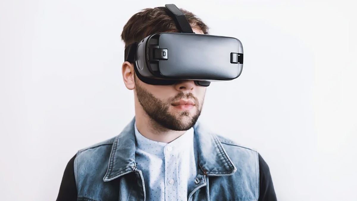 Facebook Leads the Virtual Reality Headset Market, Global Market Grows Over 52% in Q1 2021