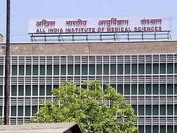 AIIMS Prepares for Possible COVID-19 Third Wave, Trains Nursing Staff in Pediatric Care