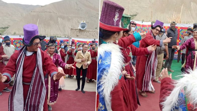 Laal Singh Chaddha: Aamir Khan And Kiran Rao Spotted Dancing With Locals In Ladakh (Watch Videos)