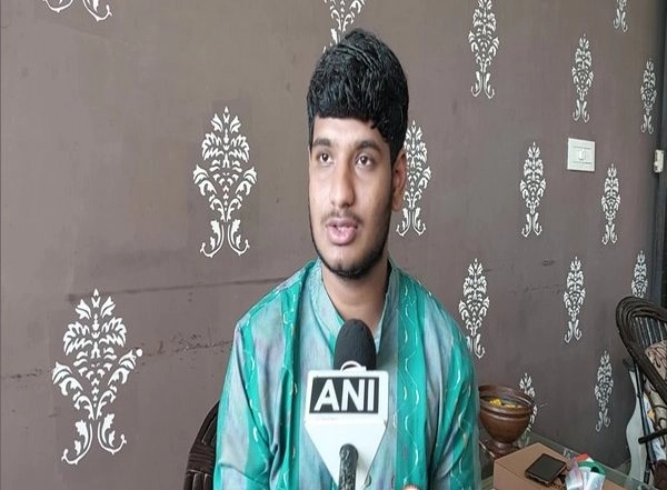 India News | Gujarat Boy Claims to Have Memorised National Anthems of 91 Countries