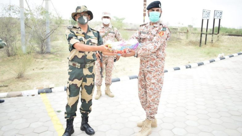 Eid-al-Adha 2021: Rajasthan Border Security Force Personnel and Pakistan Rangers Exchange Sweets at India-Pakistan International Border in Barmer