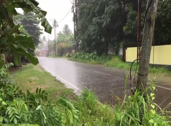 India News | Kerala: IMD Issues Red and Orange Alerts for Today