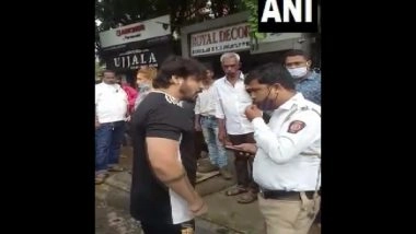 India News | Two Booked for Misbehaving with Traffic Police Personnel in Maharashtra's Thane After Video Goes Viral
