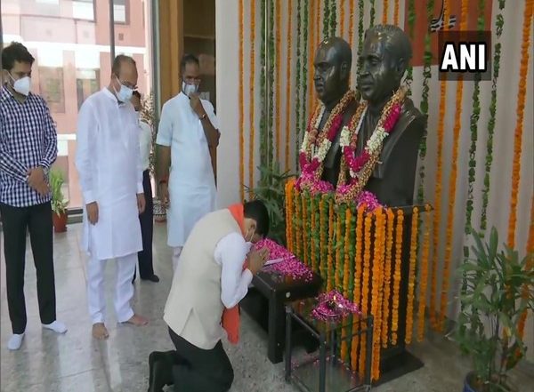 India News | New Ministers of PM Modi's Team Visit BJP Office, Signal Primacy of Organisation
