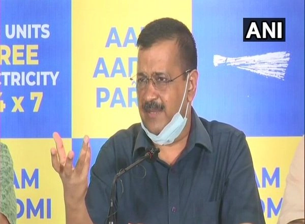 Goa Assembly Elections 2022: Arvind Kejriwal Promises 300 Units of Free Electricity, Waiving Off Old Bills if AAP Voted to Power in The State