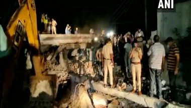 India News | Haryana Govt Announces Ex-gratia of Rs 2 Lakh for Kin of People Killed in Gurugram Building Collapse