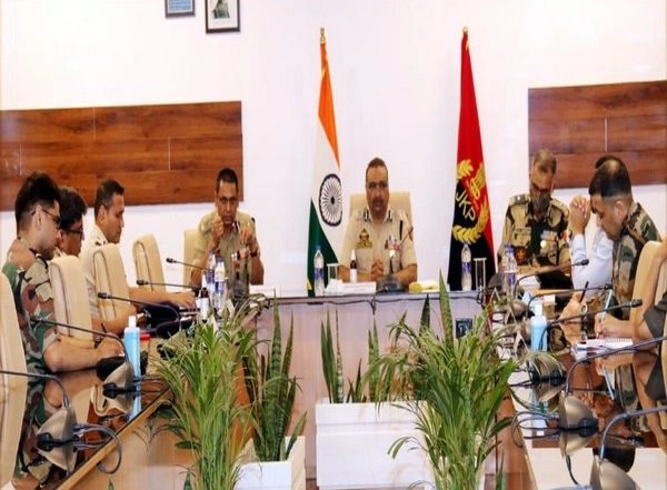 India News | Narco-trafficking Being Used to Fund Terror Groups: J-K DGP