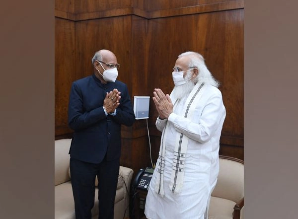 India News | Governor of Jharkhand Calls on PM Modi