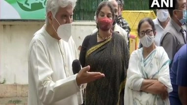 India News | Javed Akhtar, Shabana Azmi Meet Mamata Banerjee in Delhi; Say 'India Needs Change'