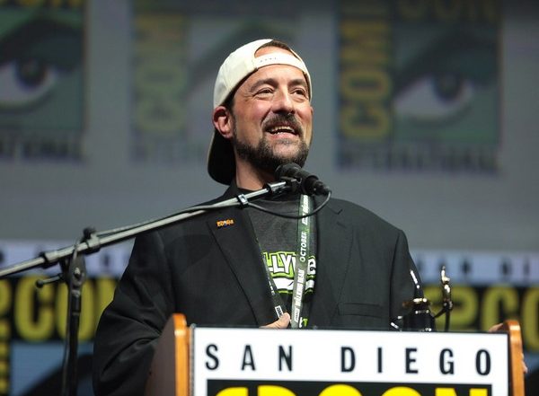 Entertainment News | Lionsgate Picks Up Kevin Smith's 'Clerks 3'
