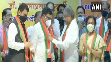 Kripashankar Singh, Former Maharashtra Congress Minister,  Joins BJP in Presence of Party State President Devendra Fadnavis