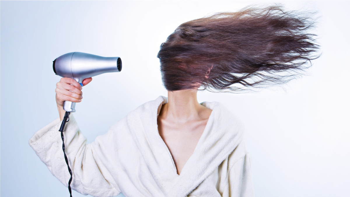 Monsoon 2021 Hair Care Routine: 5 Essential Tips To Keep Your Hair Healthy  and Prevent Hair Fall in This Season | 🛍️ LatestLY