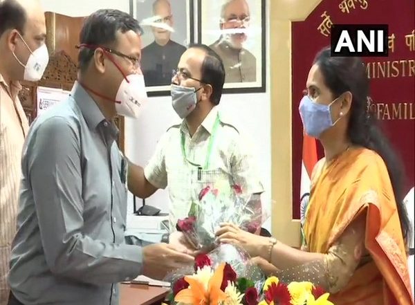 Bharati Pravin Pawar Assumes Office As Union Minister of State for Ministry of Health and Family Welfare, Says ‘Will Work Towards Sawasth Bharat’