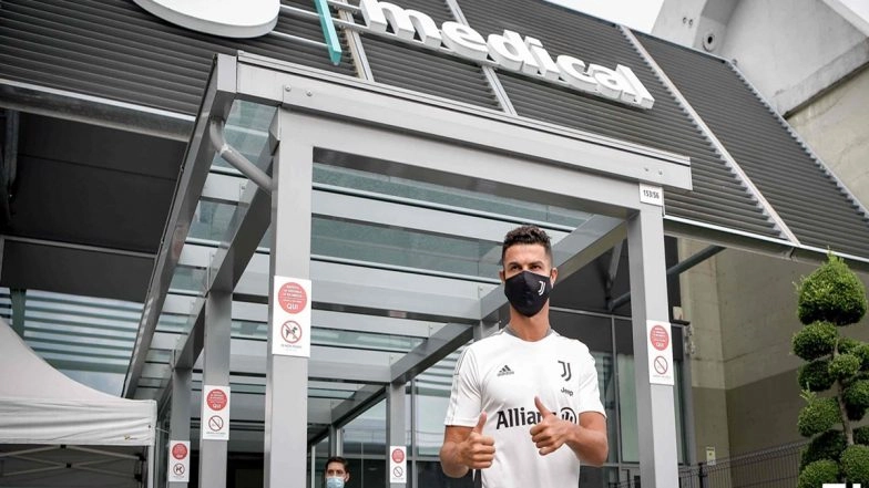 Cristiano Ronaldo Sweats it Out at Juventus Training Centre Ahead of Serie A 2021-22 (Watch Video)