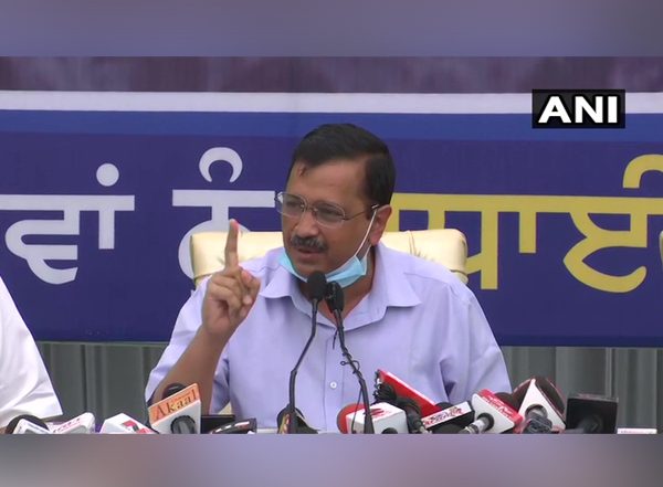 India News | AAP Says Convoy Attacked in Gujarat, Blames BJP