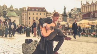 Lifestyle News | Electronic, Digital Payments Are Key to Survival of Busking