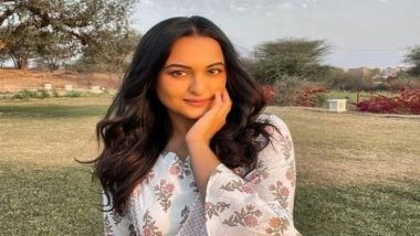 Entertainment News | Sonakshi Sinha Celebrates Eid on Sets of 'Kakuda'